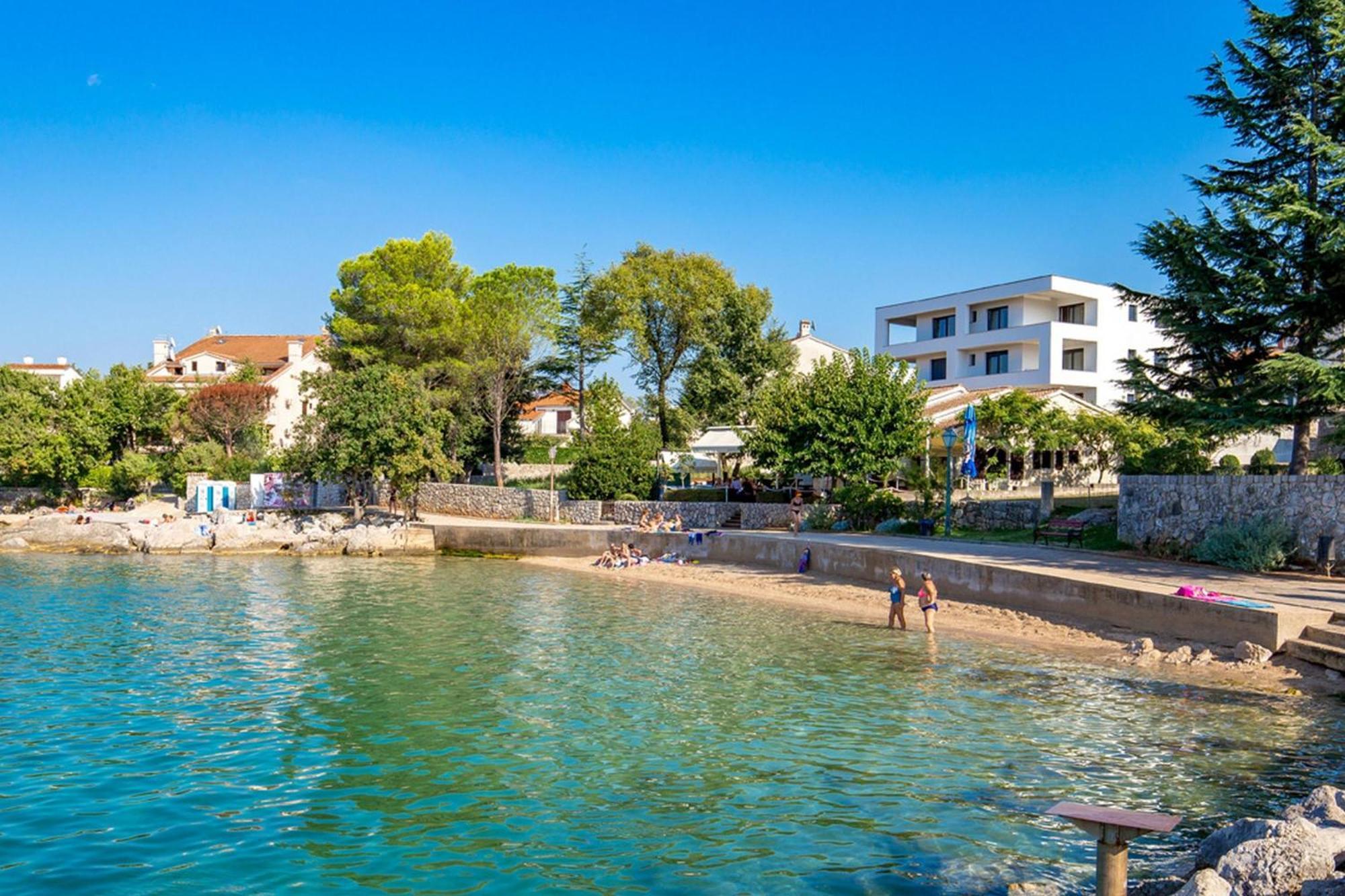 Apartments Brankica Island - Happy Rentals Vantacici Εξωτερικό φωτογραφία