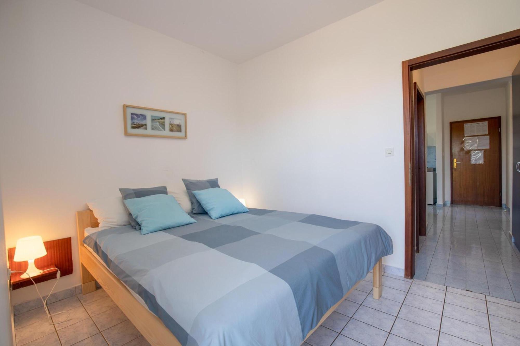 Apartments Brankica Island - Happy Rentals Vantacici Εξωτερικό φωτογραφία